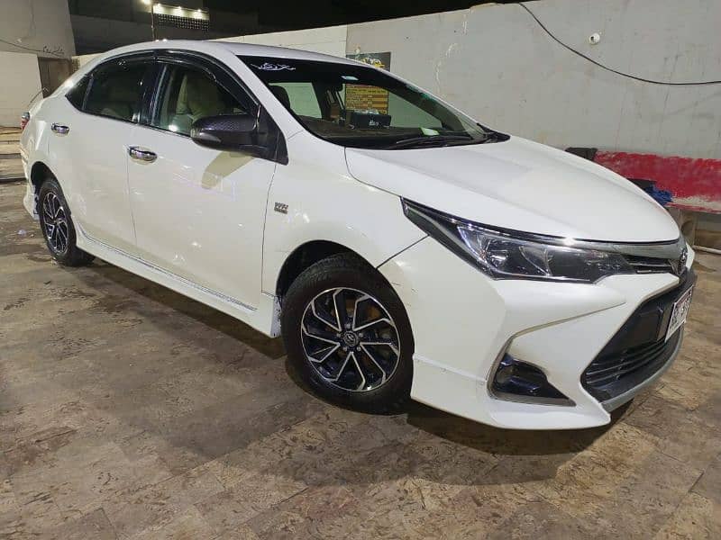 Toyota Corolla GLI 2016 17