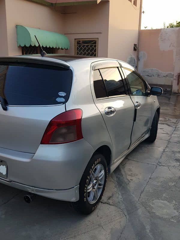 Toyota Vitz 2006 1300cc genuine ,2012 import,2014 registered 11