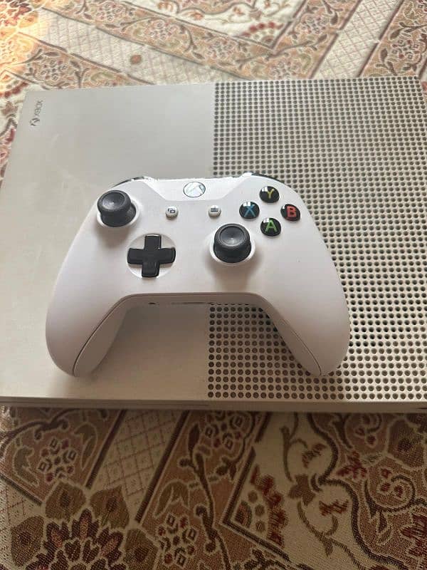 Xbox one S 1TB 0