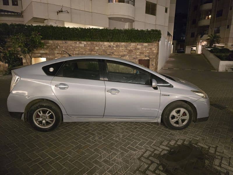 Toyota Prius 1.8 13