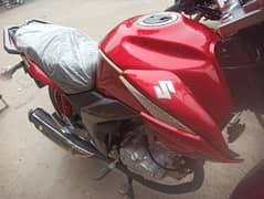 Suzuki GSX 125, RED, 2400km