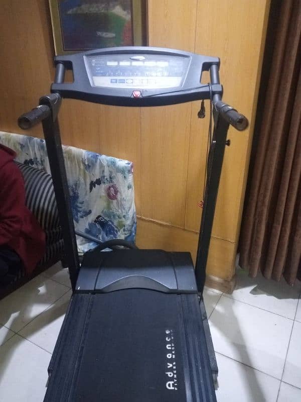 Advanced treadmill machine 6