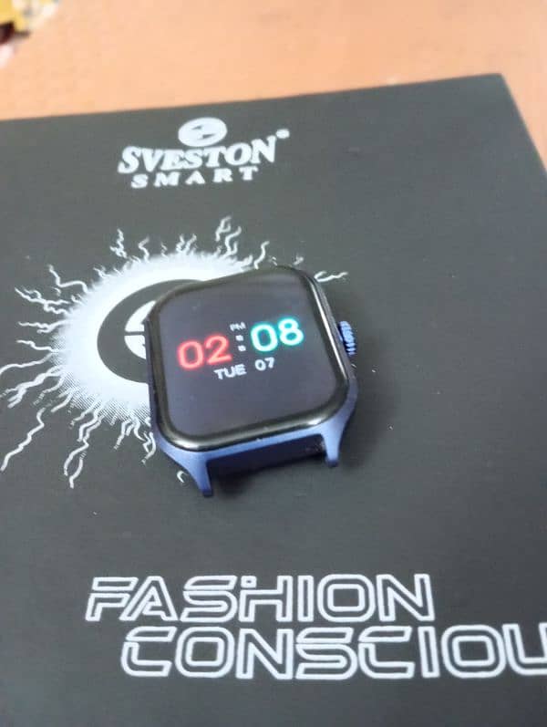 Sveston Smart watch Always on Display like Redmi Active 5 watch 4