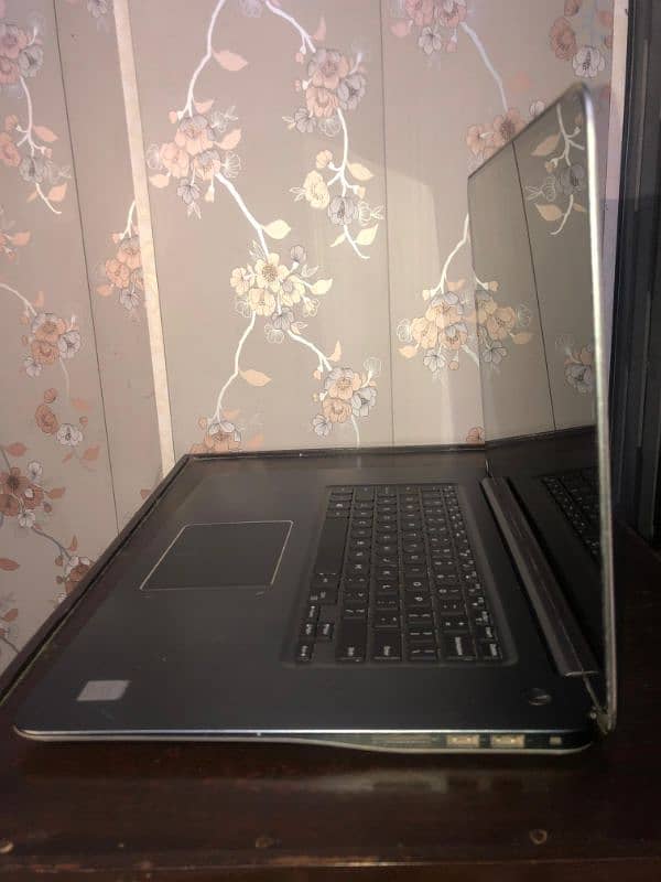 Dell Inspiron 15 7547 Intel Core i5 5th generation 1