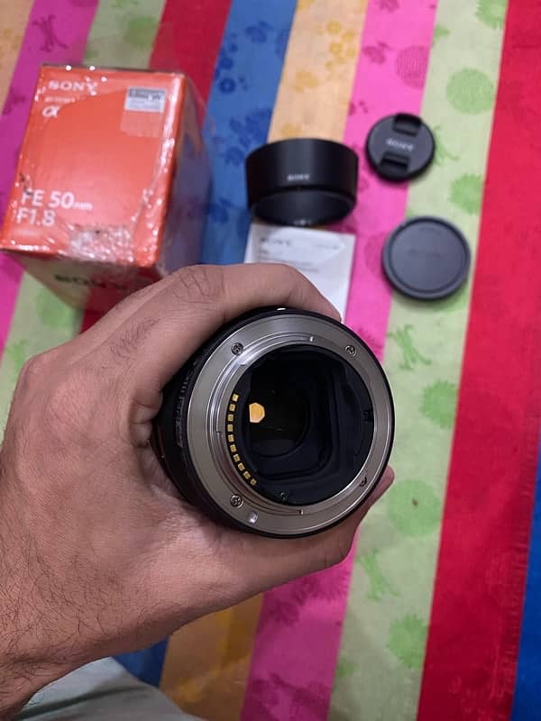 Sony FE 50mm 1.8 full frame Lens O3l7.4OO47O7 16