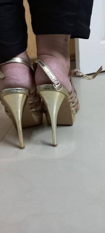 Heels 4