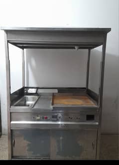 BURGER COUNTER WITH FRYER