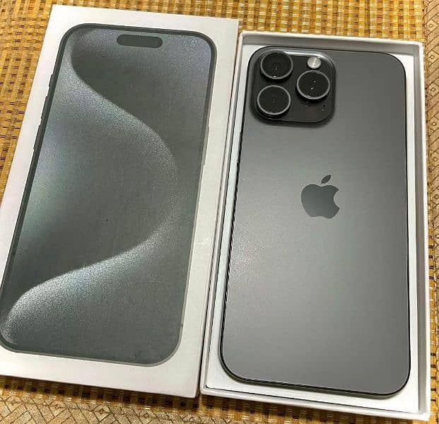 iPhone 15 pro max 0