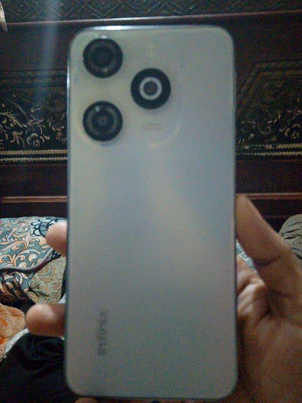 Infinix smart 8 0