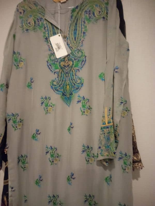 Nishat Gold shirt (qameez) in grey colour hand embroidered SIZE  L 5