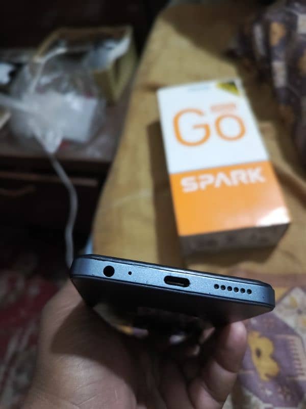 Tecno spark Go 2024 4/64 only box 4