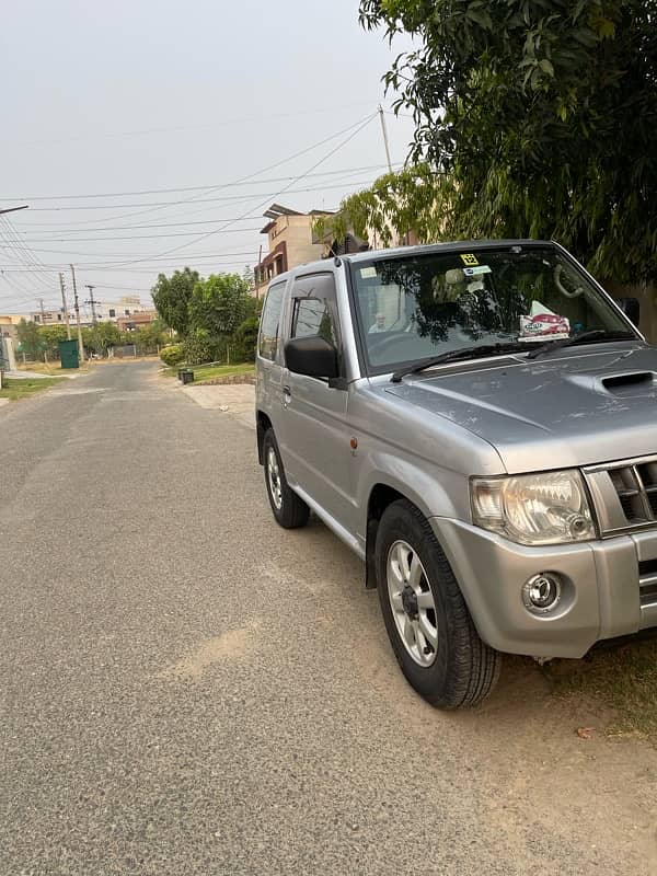 Nissan Kix/Pajero Mini 2010 5