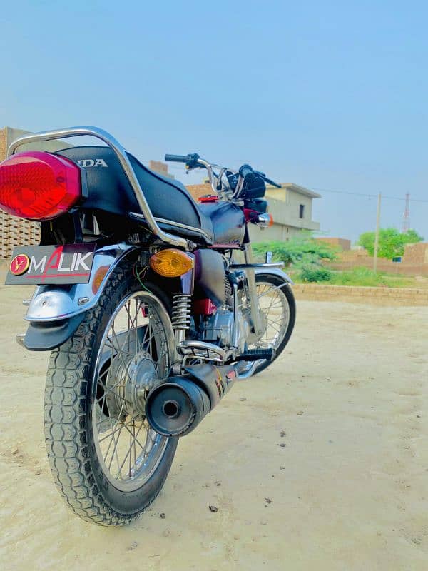 Honda 125 2018 Modal Interested party contact on call 3