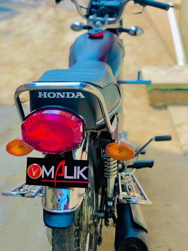 Honda 125 2018 Modal Interested party contact on call 5