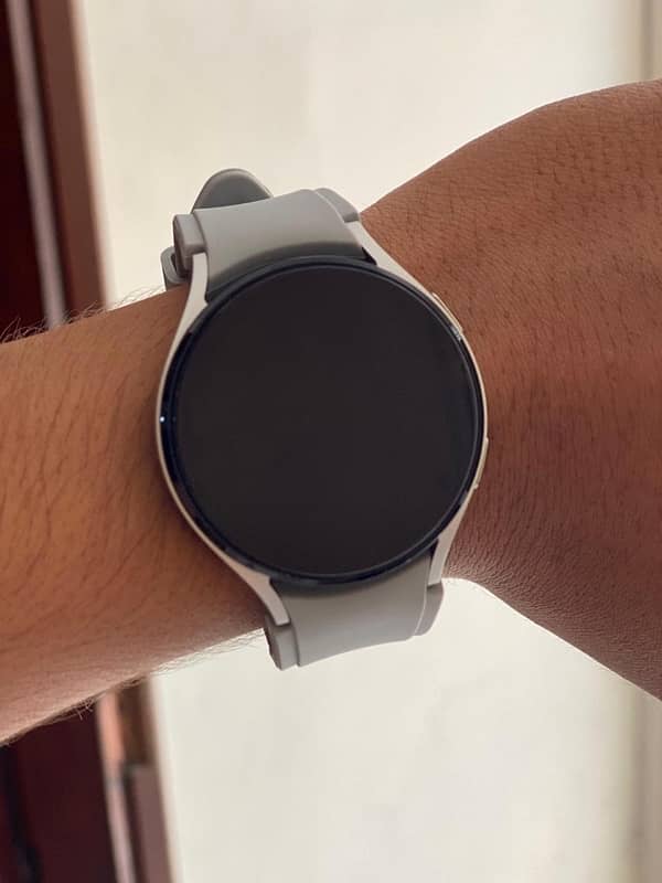 Samsung Galaxy Watch 5 44mm 1