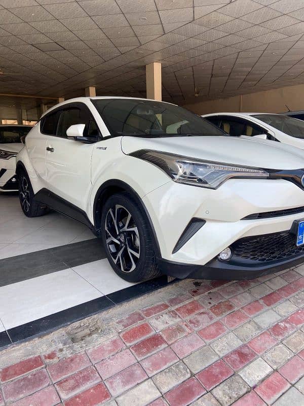 Toyota C-HR 2018 1