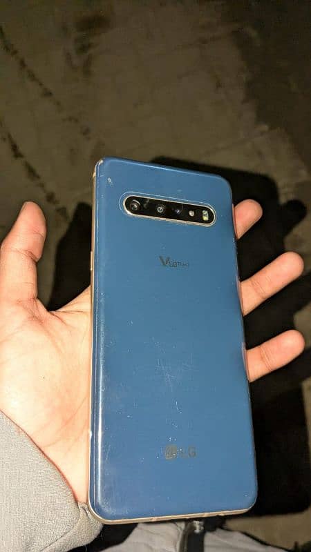 lg v 60 thinq 5g 4