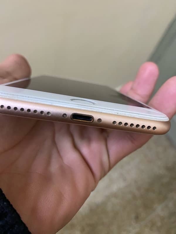 iPhone 8plus pta hai 0