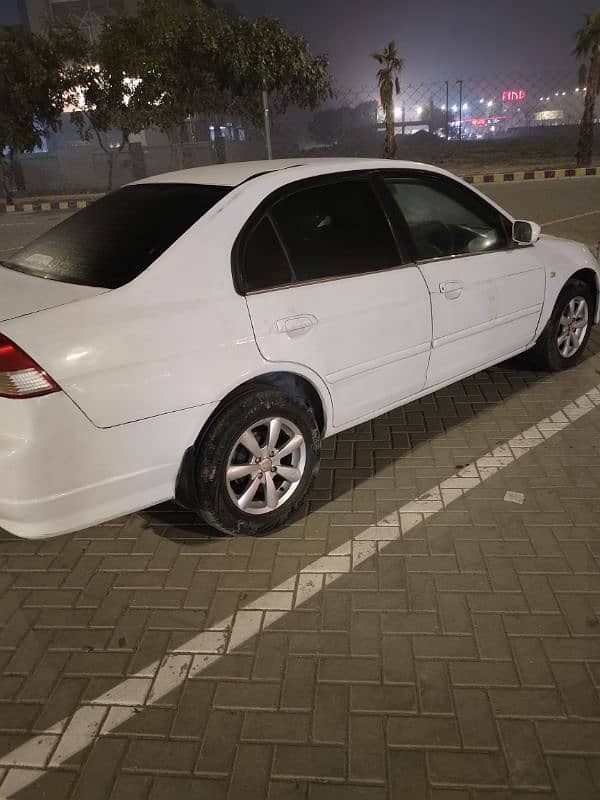 Honda Civic EXi 2005. Almost Geniune 5