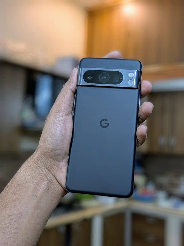 Google Pixel 8 Pro Just Box Open 2