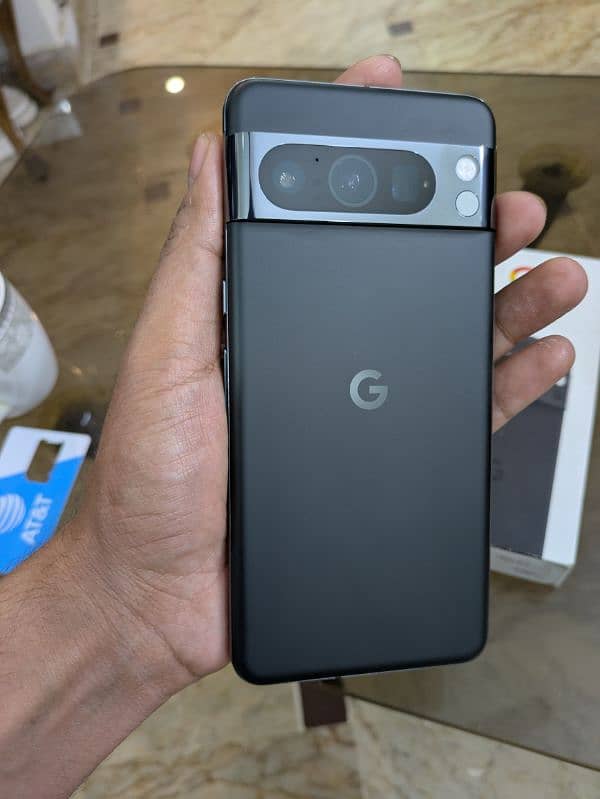 Google Pixel 8 Pro Just Box Open 9