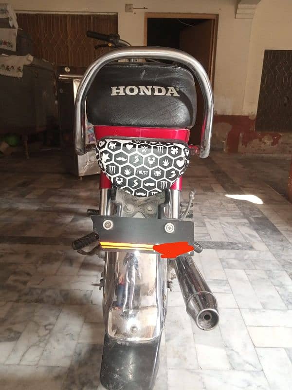 Honda CD 70 14