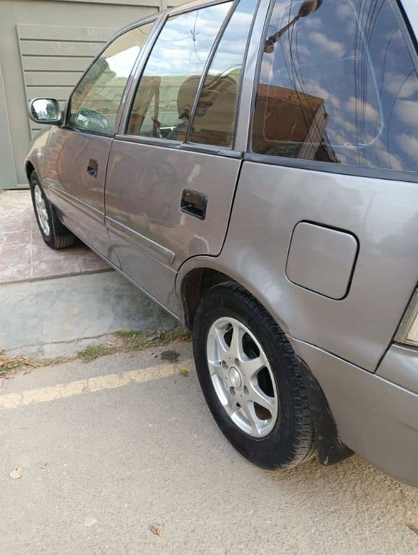 Suzuki Cultus VXL 2017 12