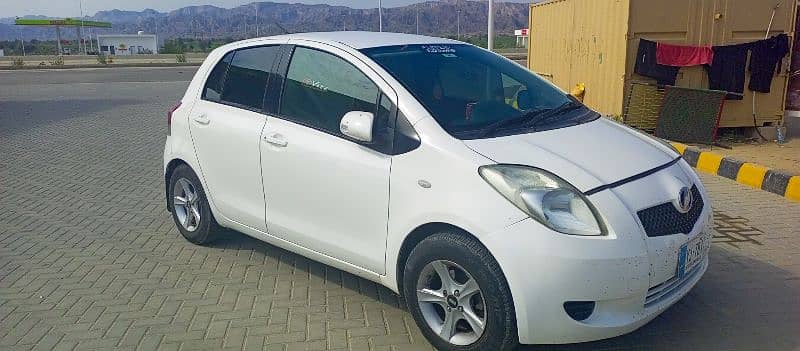 Toyota Vitz F 1.3 1300cc 2013 import 19