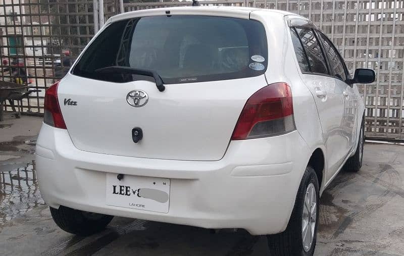 Toyota Vitz 2010 9