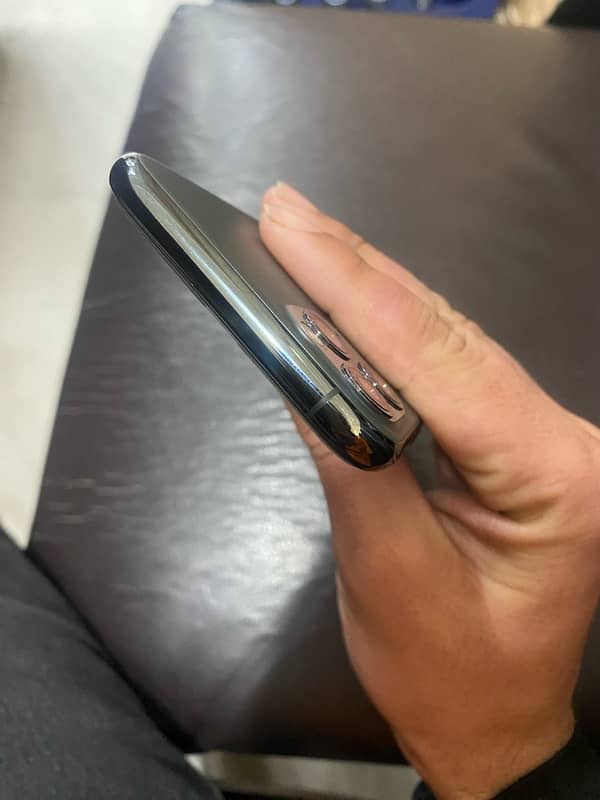 iPhone 11 Pro 256 gb non pta 6