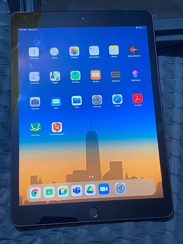 apple tab 7th gernation baypass ha  baki koi masala nhi ha 10/10 2