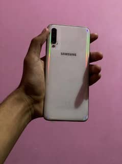 Samsung Galaxy A70 6/128Gb Indisplay Finger