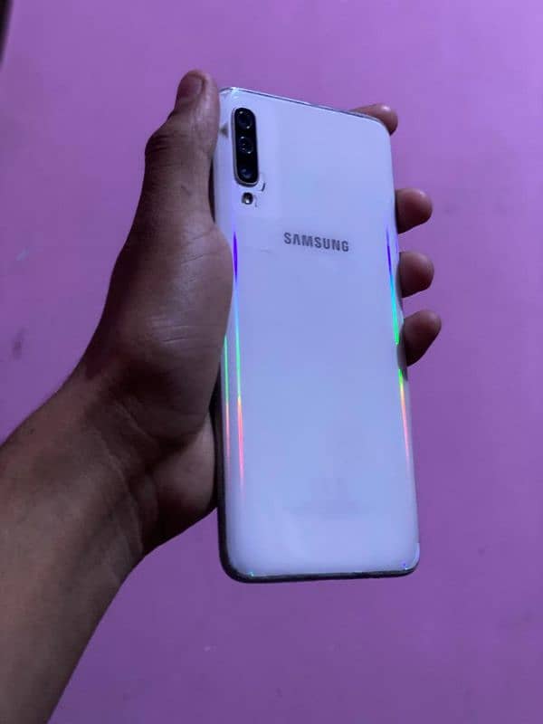 Samsung Galaxy A70 6/128Gb Indisplay Finger 1