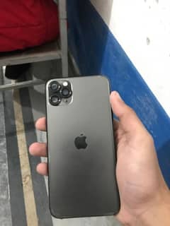 iPhone 11pro max scratch less All ok exchange with iPhone 12pro