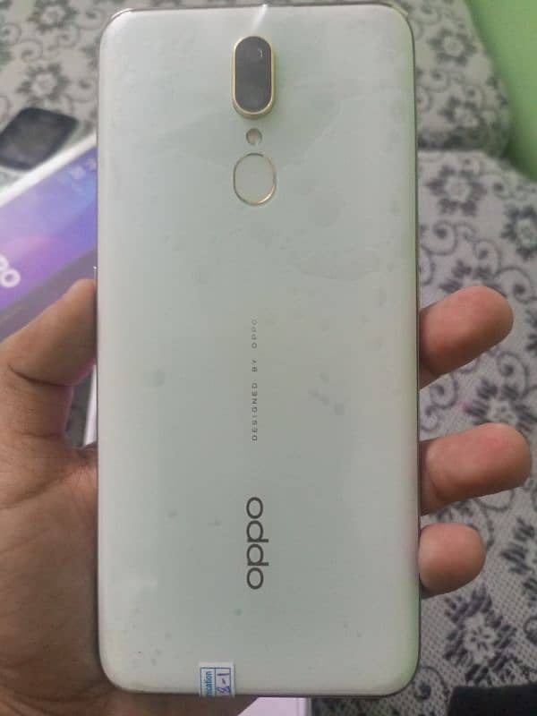 OPPO F11 BRAND NEW BOX PACK 4