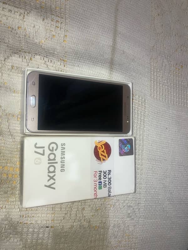 Samsung J7 With Box 4