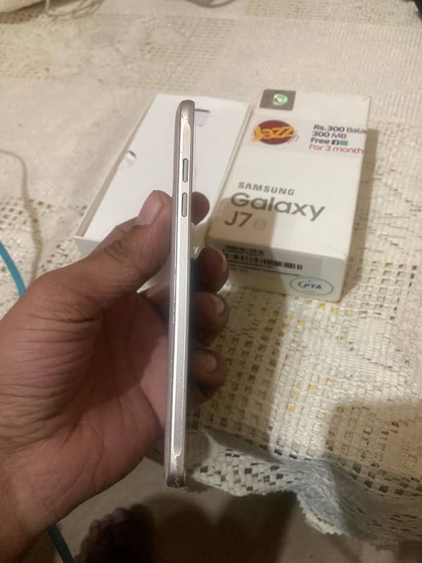 Samsung J7 With Box 6