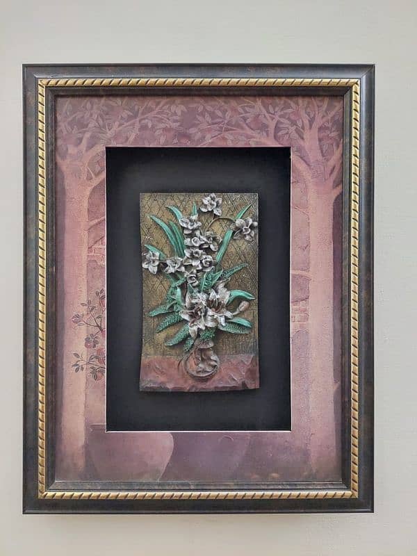 Embossed wall stone Frame 0