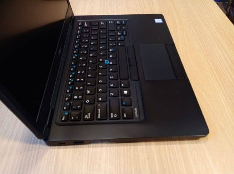 DELL LATTITUDE 5480 - CORE i5 6th Gen 0