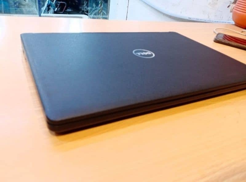 DELL LATTITUDE 5480 - CORE i5 6th Gen 4