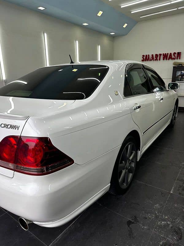 Toyota Crown 2007 4