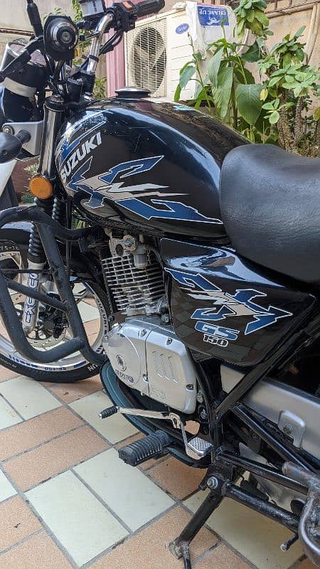 Suzuki GS 150 SE 2