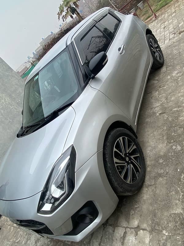 Suzuki Swift 2022 GLX CVT 5