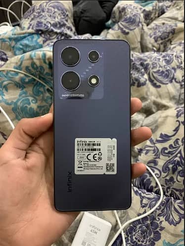 Infinix Note 30 256 gb 0