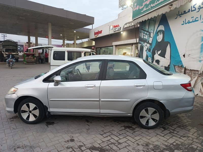 Honda City IDSI 2005 5