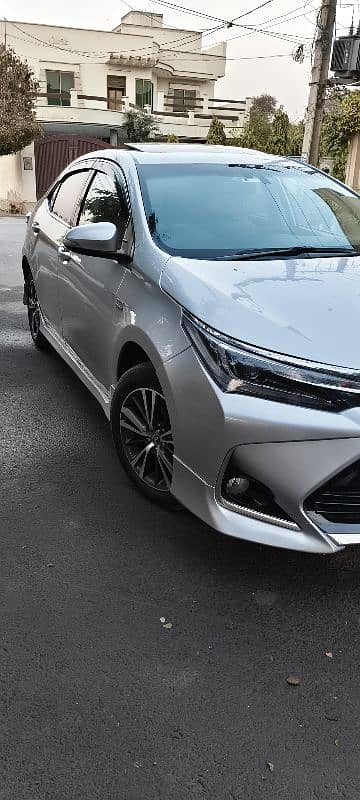 Toyota Altis Grande 2019 1