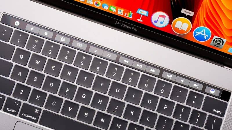 MacBook Pro 2017 15'inch Touch bar 4