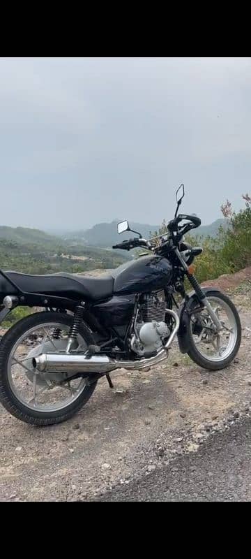 Suzuki GS 150 SE 1