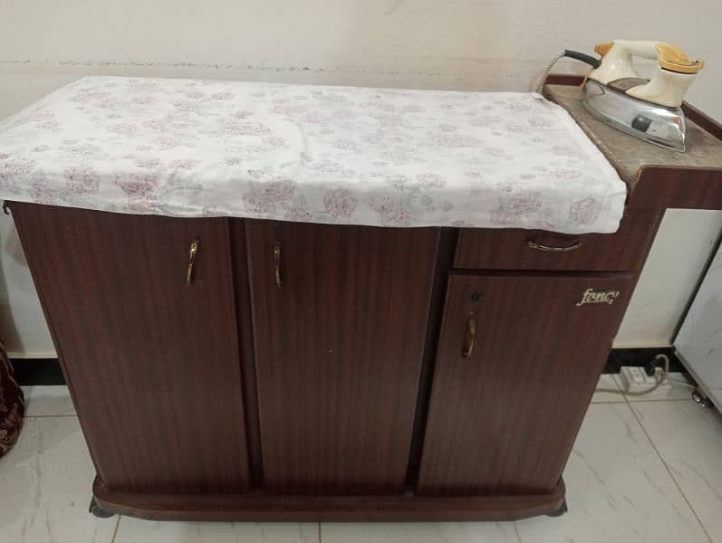 single iron bed with mattress and iron stand 4