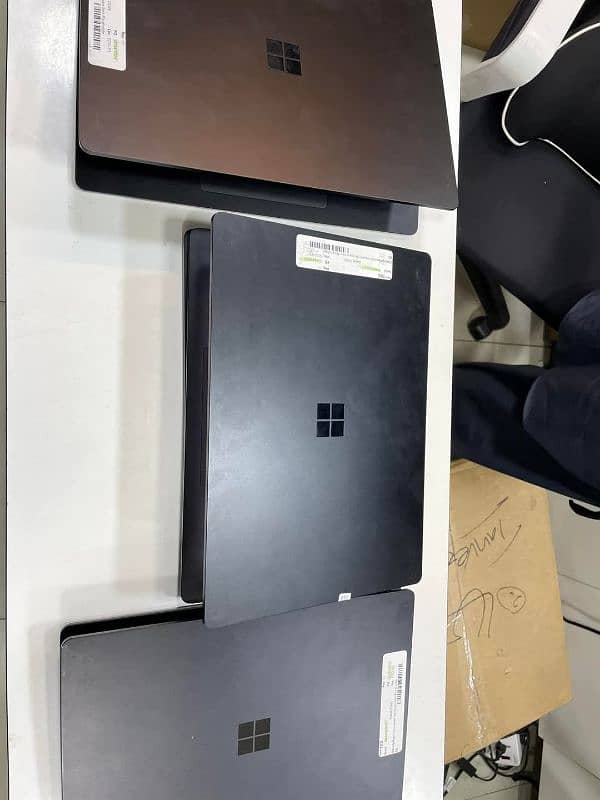 Surface Laptop 3 : Core i5 10th Gen : 16/256 1